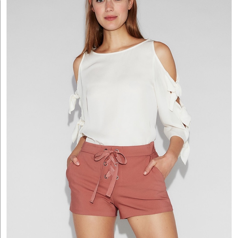 Express Mid-Rise Shorts/ Size 4